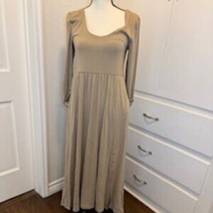 NWT Long Sleeve Scoop Neck Dress